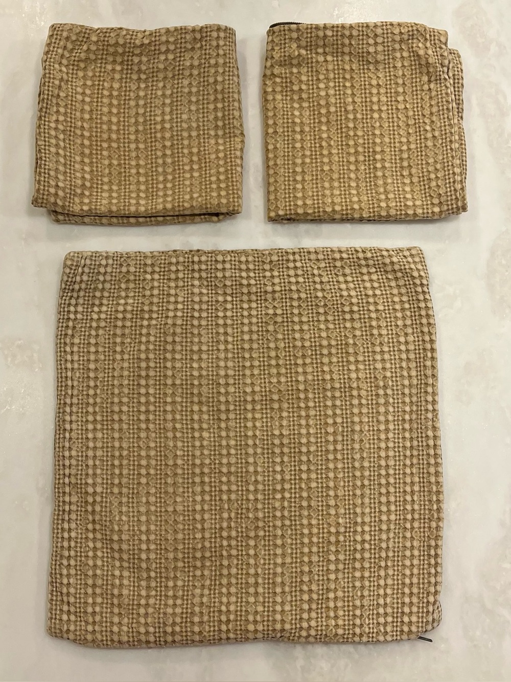 3 Pottery Barn Honeycomb Pillow Covers 18x18 Neutral Golden Beige Square 18x18”